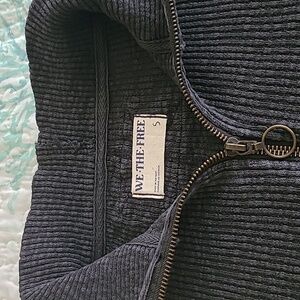 Free people quarter zip up thermal